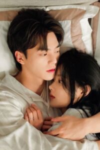 #TOP 244	Khi Tình Yêu Chỉ Là Vỏ Bọc