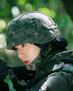 #TOP 172	Phía Sau Chiến Tuyến