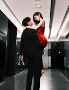 #TOP 214	Tái Hôn Với Tổng Tài, Tặng Kèm Hai Bé Cưng